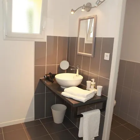 לינה וארוחת בוקר D'hotes La Fontaine! Saint-Seurin-de-Cadourne