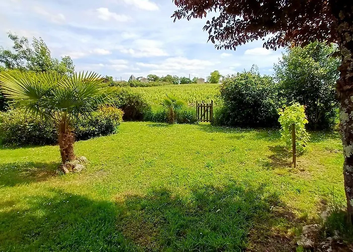 Au Clocher Bed and Breakfast Saint-Seurin-de-Cadourne